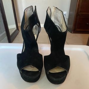 Micheal Kors Suede Platform Heels (Size 10)